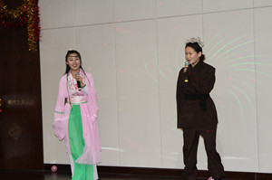 客服部演唱《劉?？抽浴穇副本.jpg